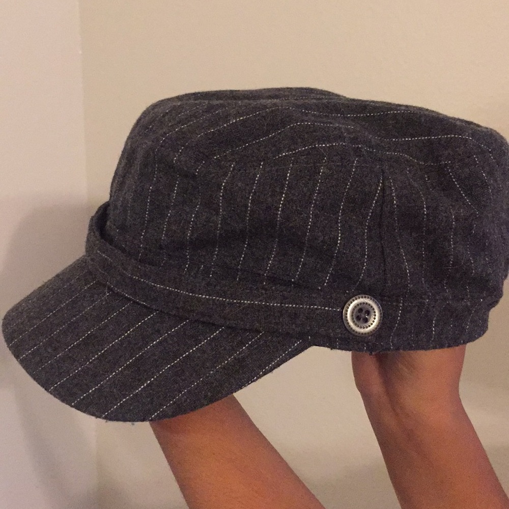 Gap cap - Picture 2 of 4
